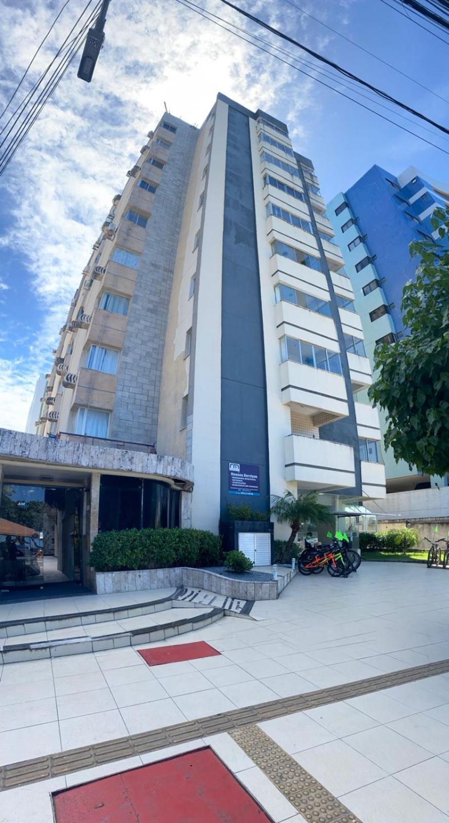 Apto 901 - Dois quartos à beira na praia de Pajuçara em Maceió com linda vista Exterior foto
