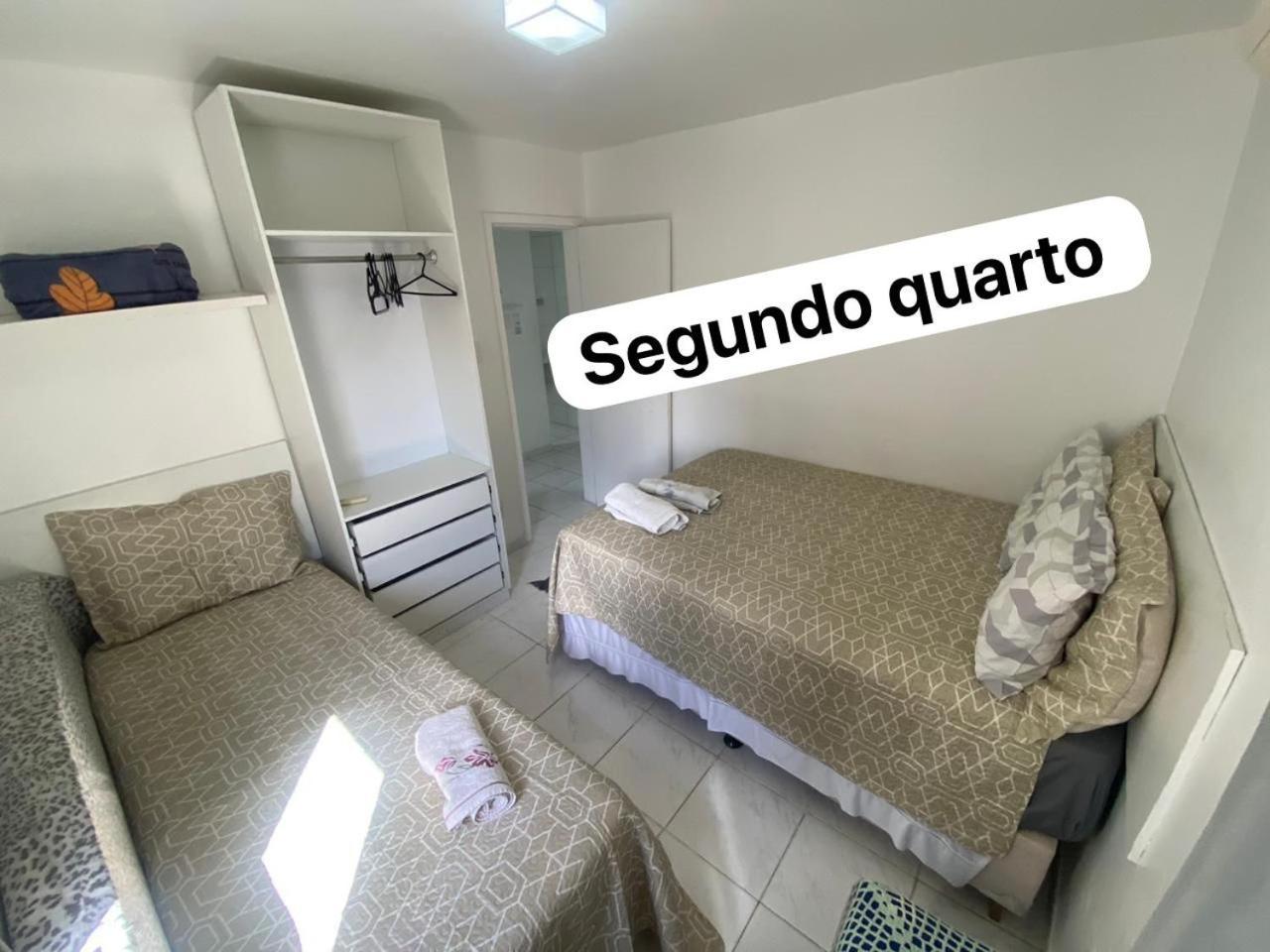 Apto 901 - Dois quartos à beira na praia de Pajuçara em Maceió com linda vista Exterior foto
