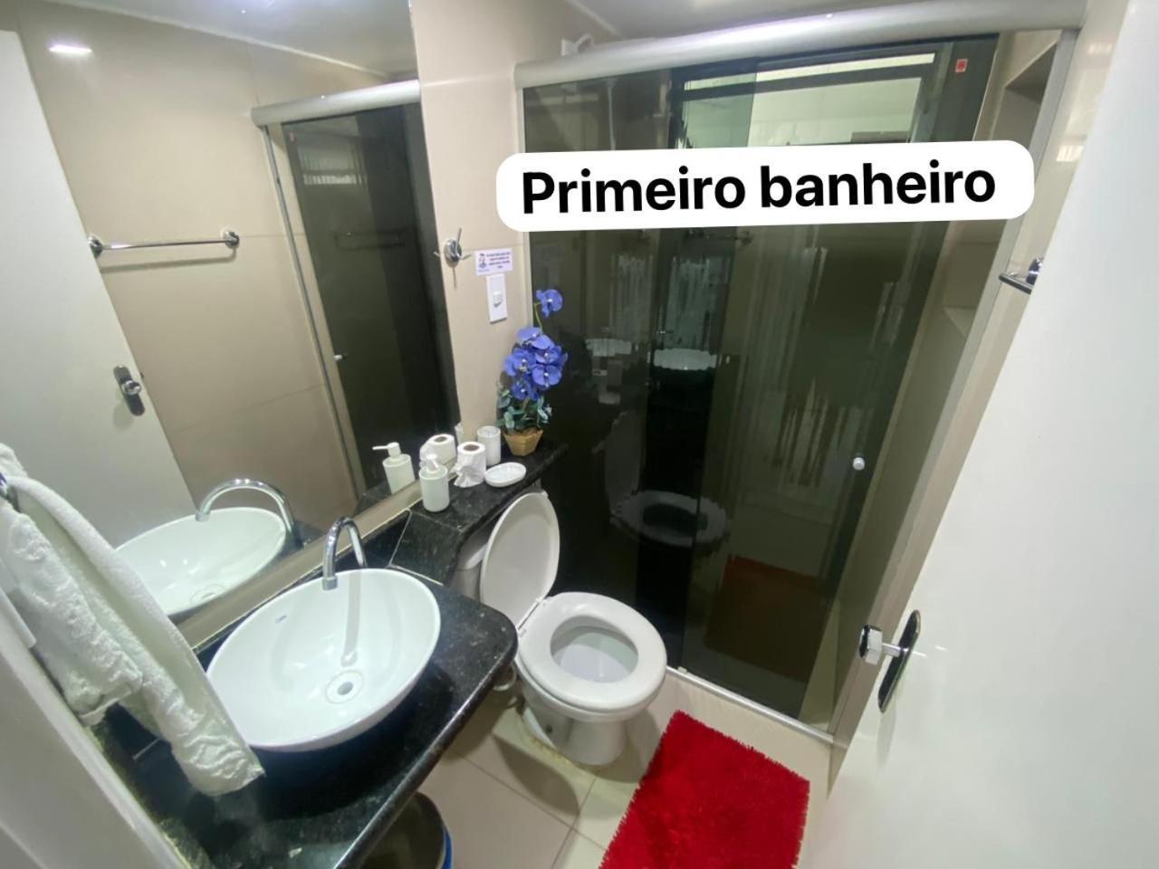 Apto 901 - Dois quartos à beira na praia de Pajuçara em Maceió com linda vista Exterior foto
