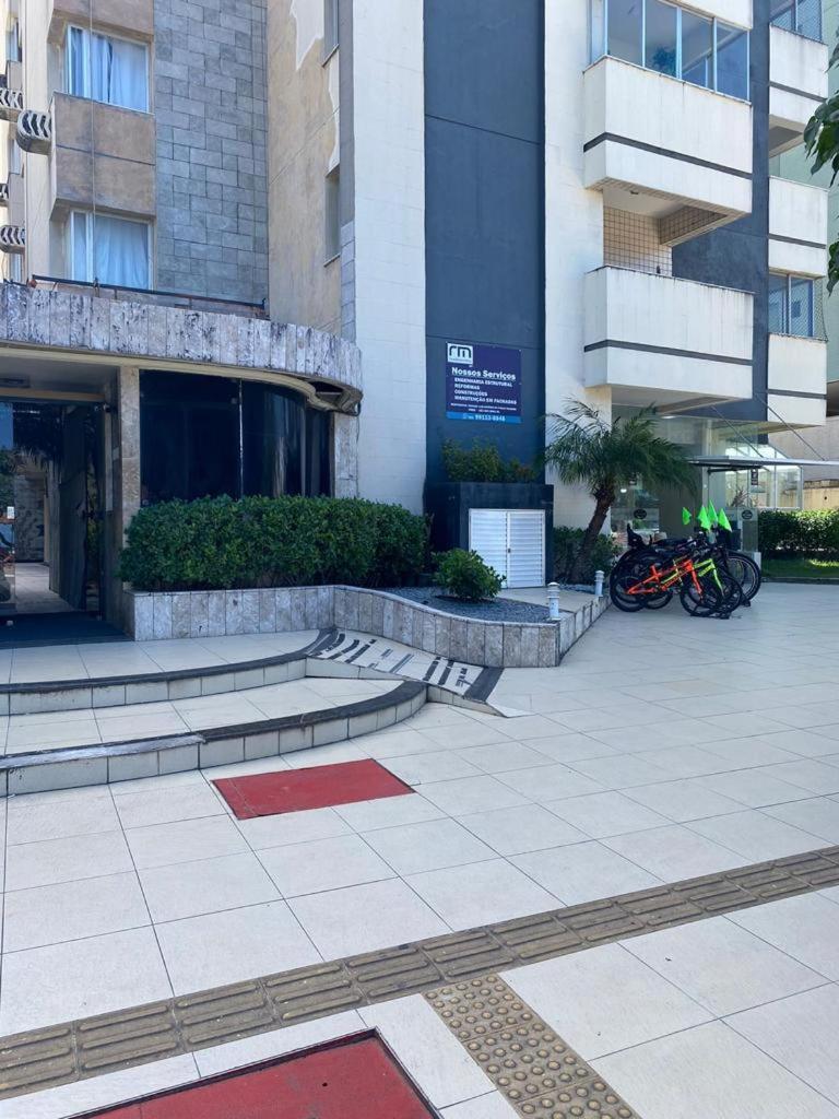Apto 901 - Dois quartos à beira na praia de Pajuçara em Maceió com linda vista Exterior foto