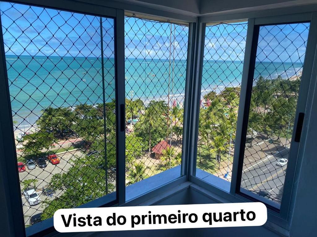 Apto 901 - Dois quartos à beira na praia de Pajuçara em Maceió com linda vista Exterior foto